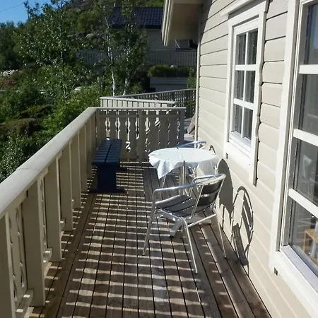 Hytte Med Nydelige Omgivelser Og Rom For Stillhet Tatil Evi